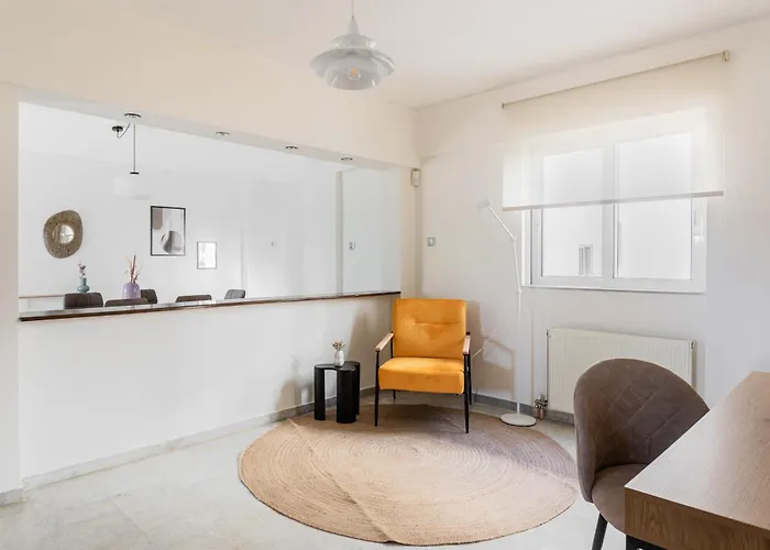 Naturally Bright 3br Flat In Marousi By Upstreet Apartamento Atenas