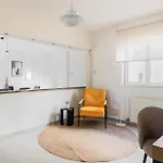 Naturally Bright 3br Flat In Marousi By Upstreet Appartamento Atene