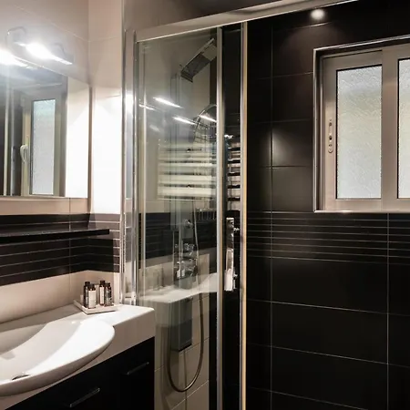 Naturally Bright 3br Flat In Marousi By Upstreet * Aten