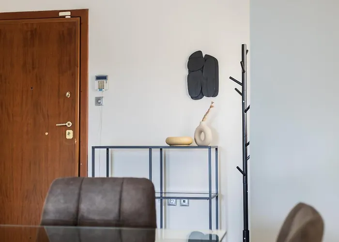 Naturally Bright 3br Flat In Marousi By Upstreet 公寓 *